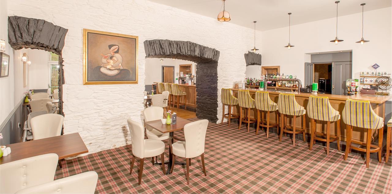 The Beara Coast Hotel Castletownbere Exterior photo